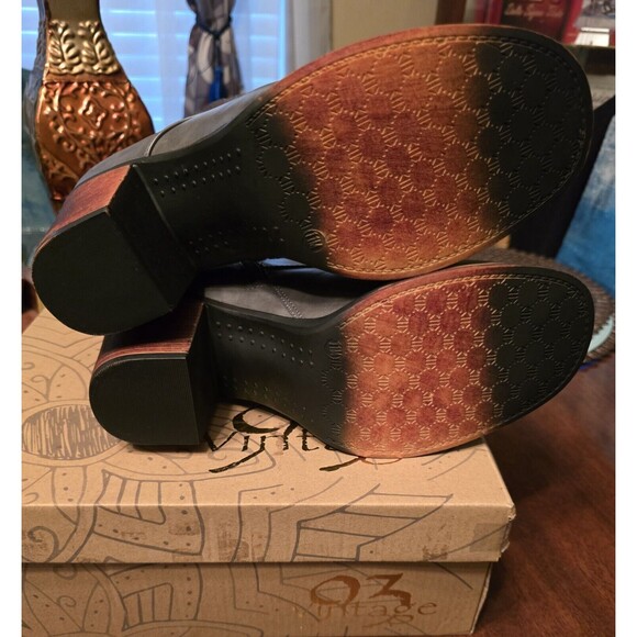 93 Vintage Boots Women 11 Grey Gray Laceup Block Heel NEW - Picture 5 of 6